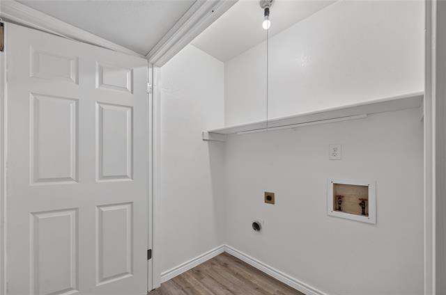 Building Photo - 407 Woodhurst Dr