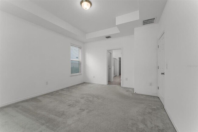 Building Photo - 12676 Salomon Cove Dr