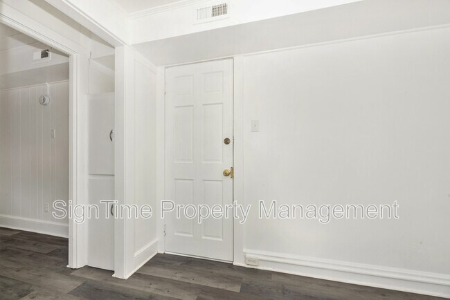 Building Photo - 792 Frederick St