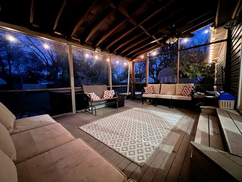 Building Photo - 2305 Moors Landing