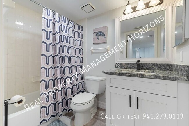 Building Photo - 3750 Pinebrook Cir