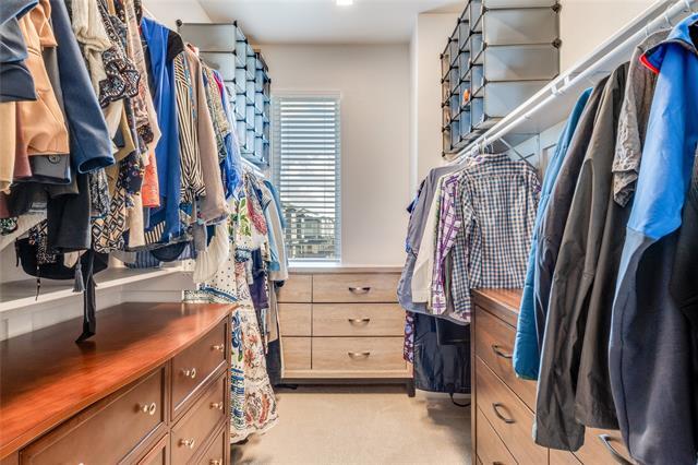 Building Photo - 3691 Rosemont Dr