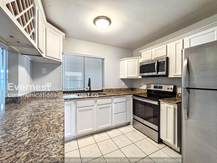 Building Photo - 2 Chip Ct