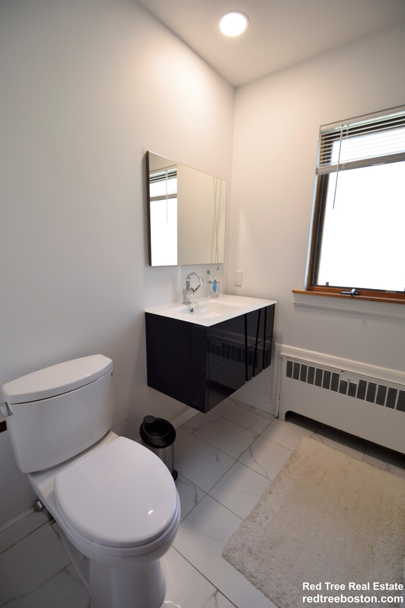 Building Photo - 75 Somerset Rd