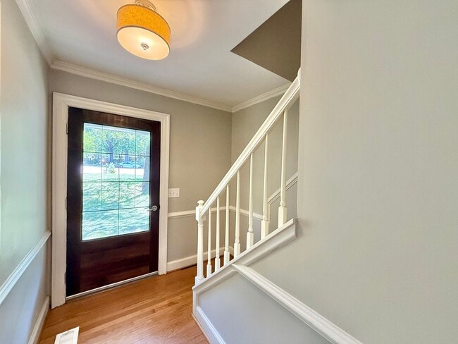Building Photo - **OFFERING REFUNDABLE APPLICATION FEES & $150 MOVE IN PROMOTION** Terrific 3BD, 1.5BA North Ralei...
