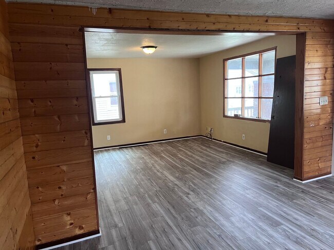 Building Photo - 376 Rockport Rd