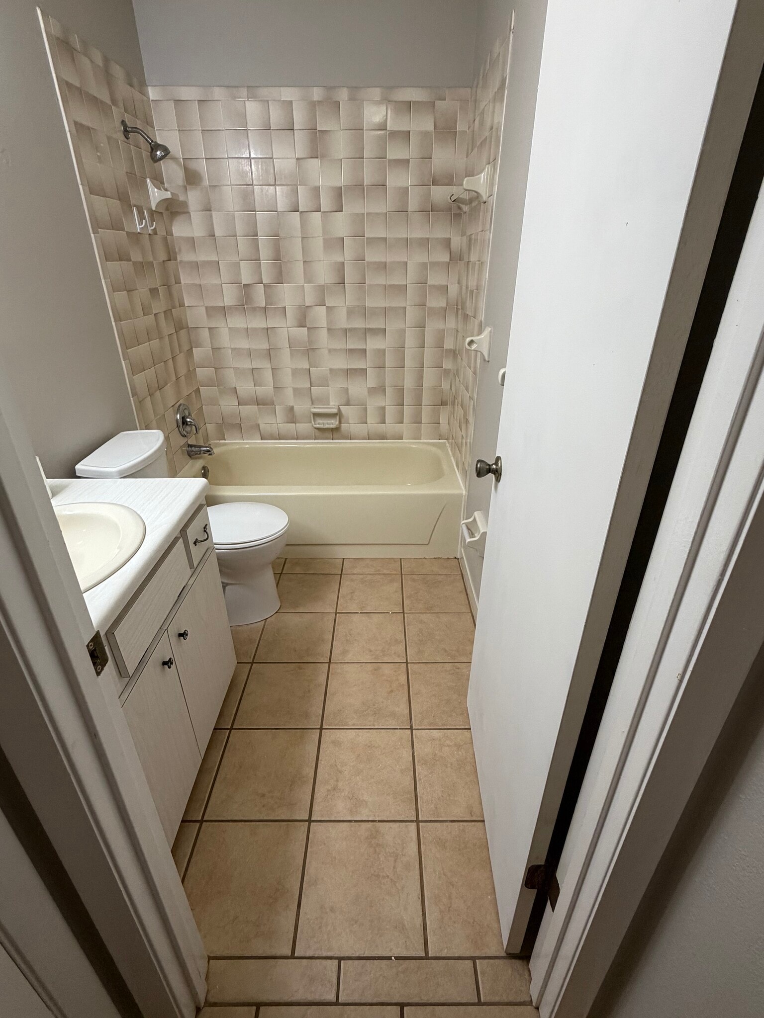 Bathroom - 818 Placid Lakes Blvd