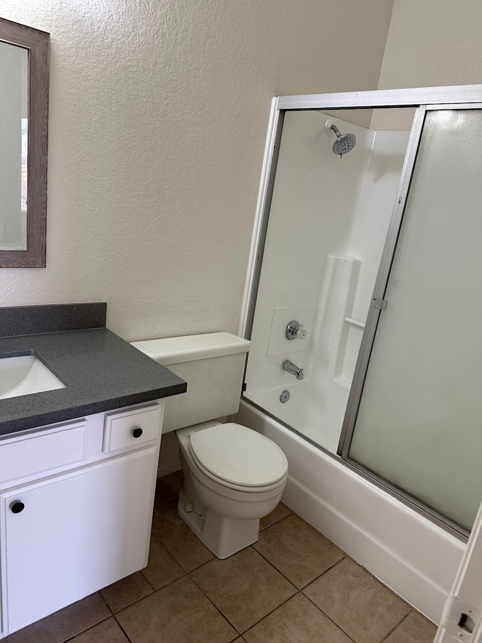 Building Photo - 9742 Willow Wood Dr