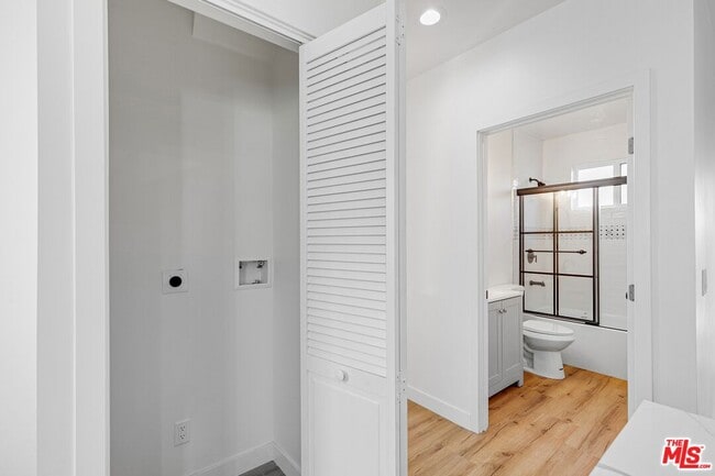 Building Photo - 1622 Morton Ave