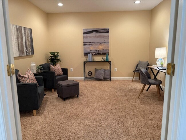 Building Photo - 2530 Transom Pl
