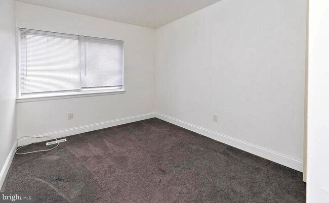 Building Photo - 1139 Thackary Ct