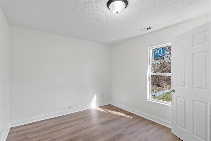 Building Photo - 2800 Curtis St