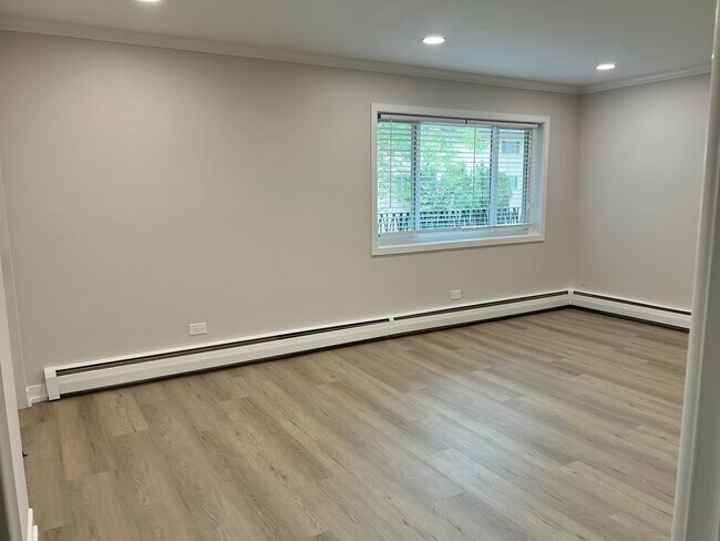 Building Photo - 505 S Cleveland Ave