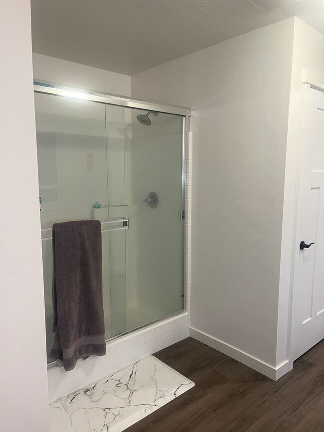 Building Photo - Gorgeous 3 bed 2 ba home with  just off Hubbard Rd and Rapid Creek Way in Kuna