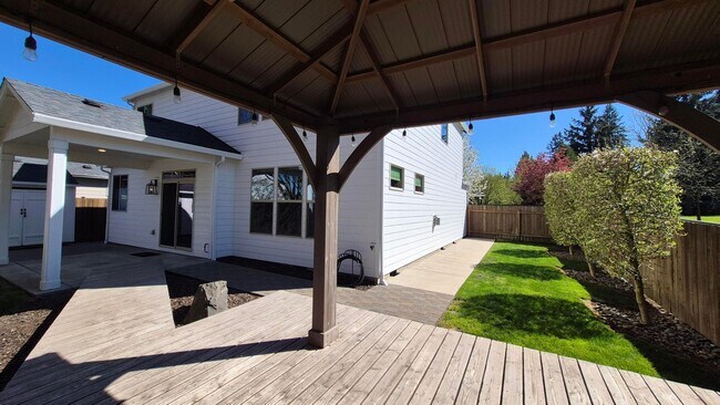 Building Photo - Come see this newly renovated home!