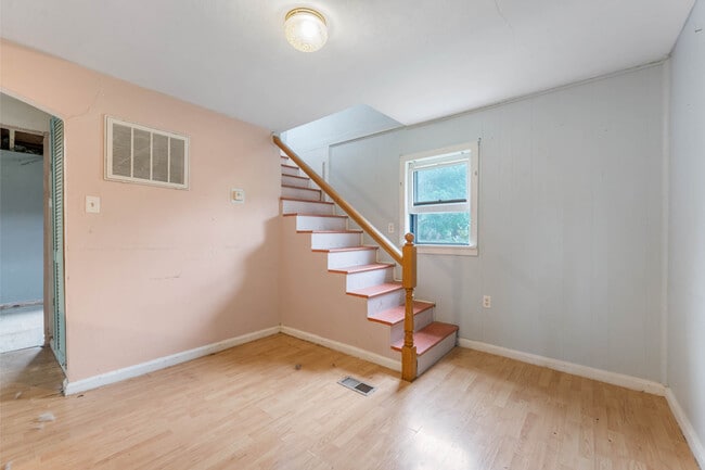 Building Photo - 2520 S Andrews Rd