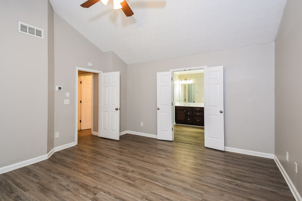 Building Photo - 2105 Caneridge Dr