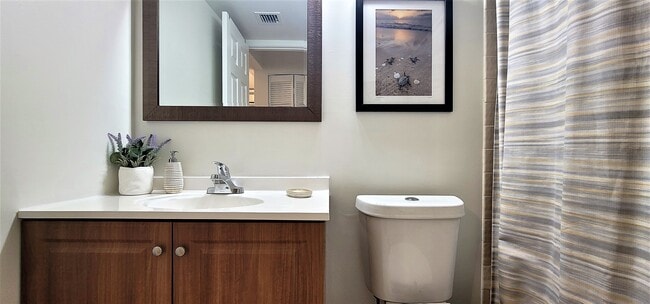 Building Photo - 157 Brackenwood Rd