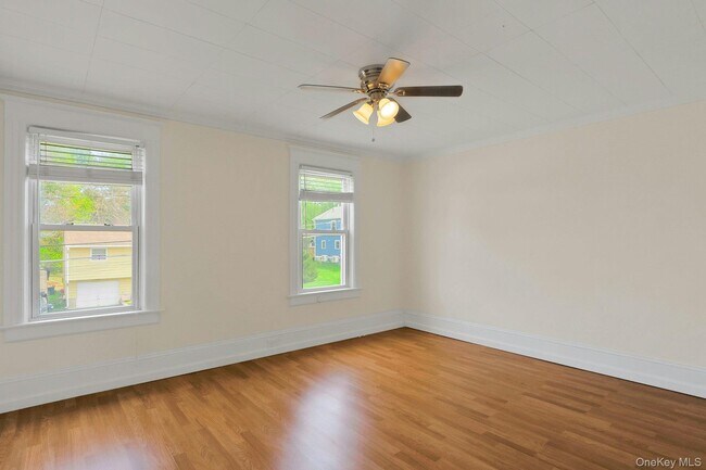 Building Photo - 22 Firth St