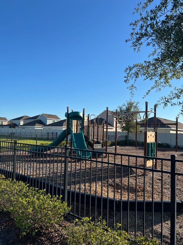 Building Photo - 9801 Fiddleback Ln