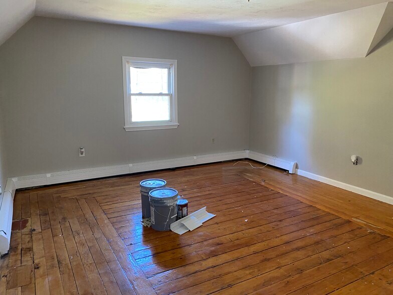 Living room - 157 Highland St