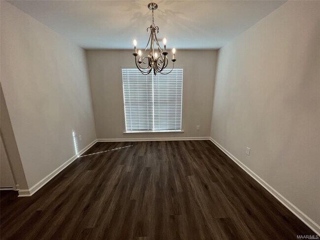 Building Photo - 211 Dawsons Ml Wy