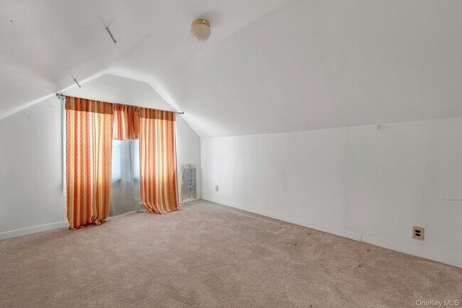 Building Photo - 42 Williams Ave