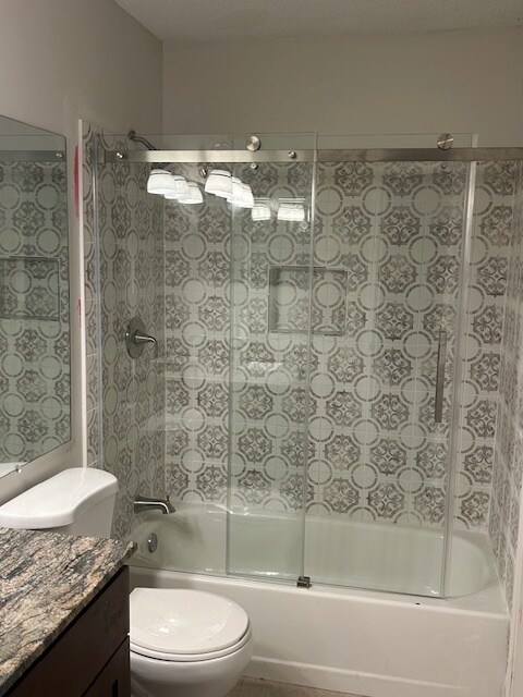 Master Bathroom 02 - 1112 Sandy Ln Dr