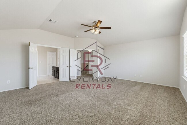Building Photo - 2102 Gadwall Dr