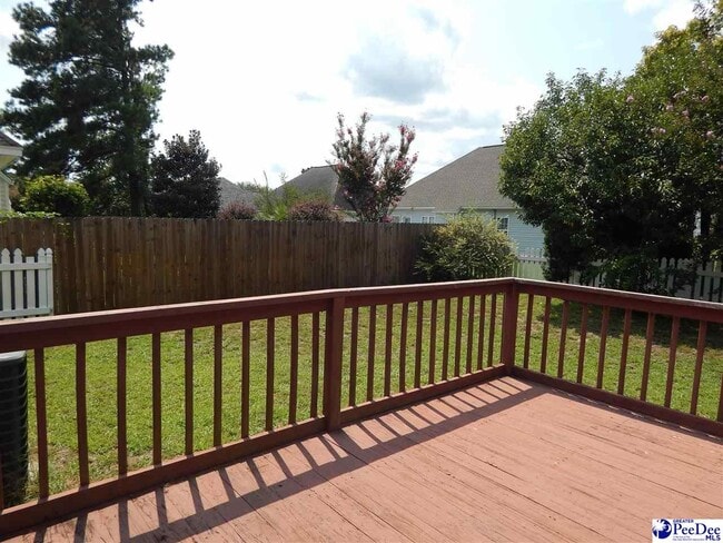 Building Photo - 2109 Elderberry Dr