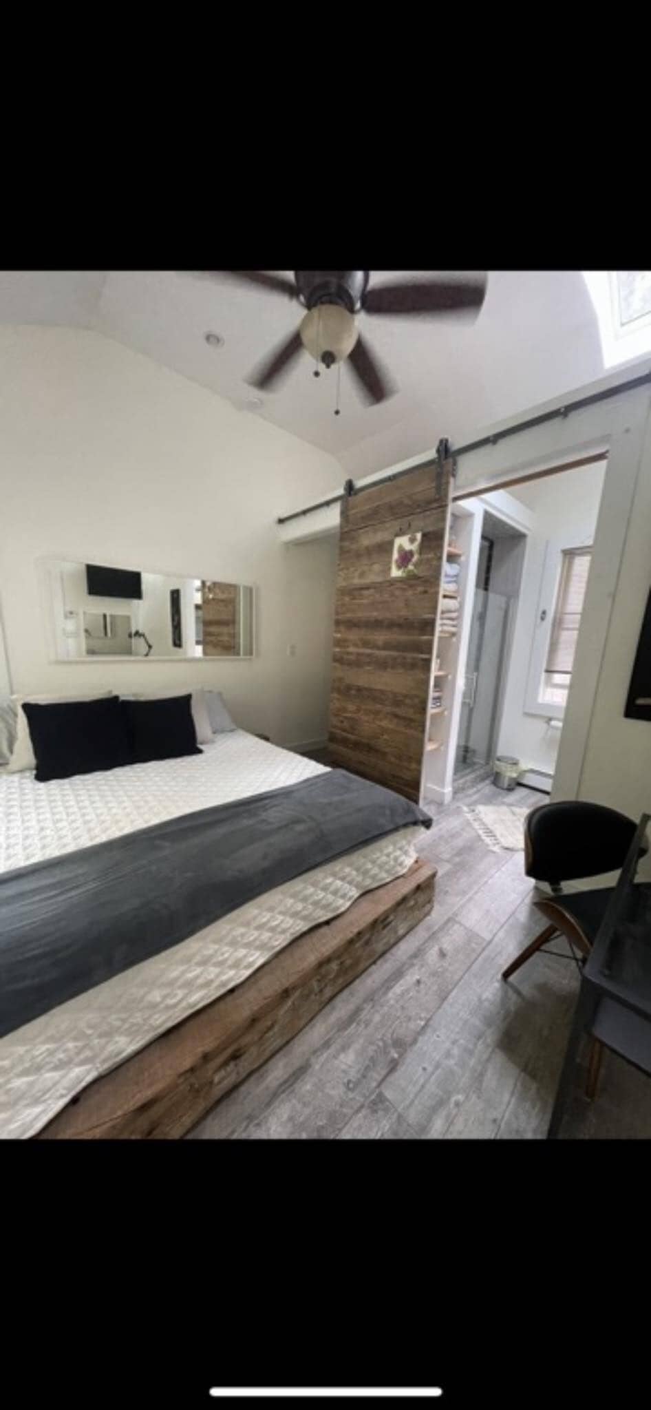 Building Photo - 128 N Putt Corners Rd