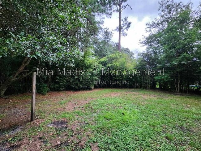 Building Photo - 1531 Marcy Cir
