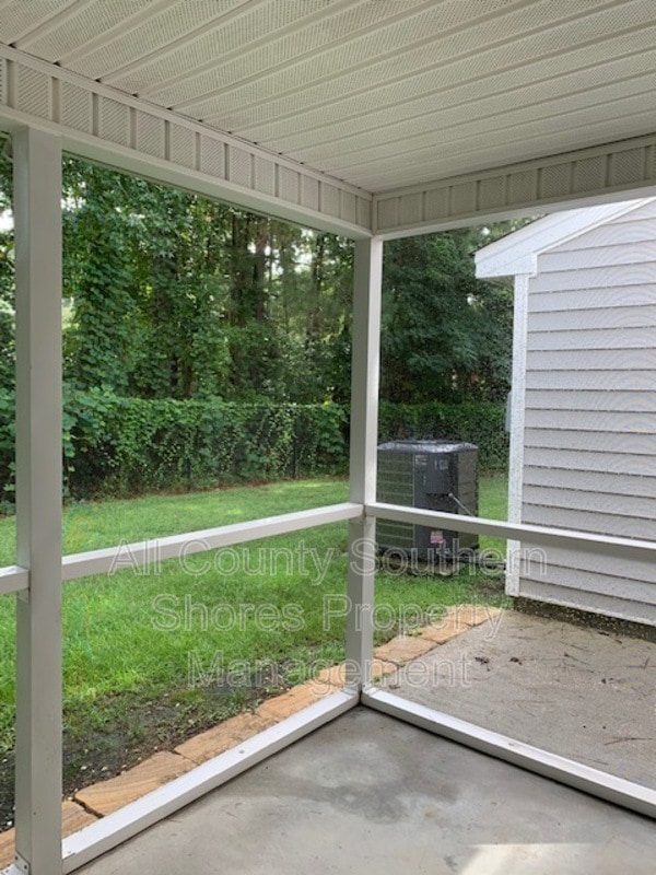 Building Photo - 970 Palisade Cir