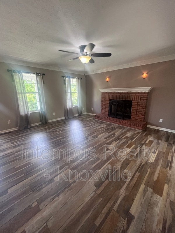 Building Photo - 7728 Chapel Bend Dr
