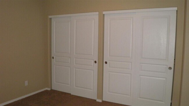 Building Photo - 61150 Snowbrush Dr