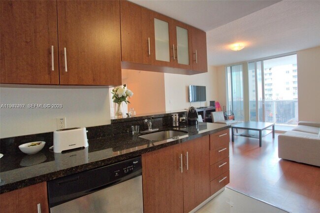 Building Photo - 601 NE 23rd St