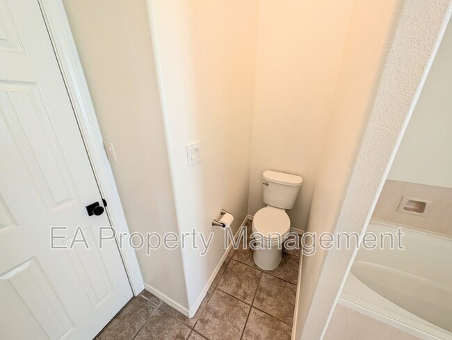 Building Photo - 363 Pinon Creek Rd SE