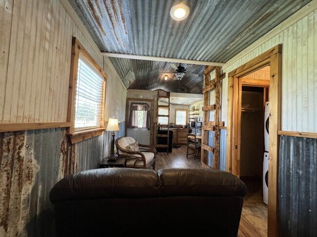 Building Photo - Fully Furnished Country Studio for Lease