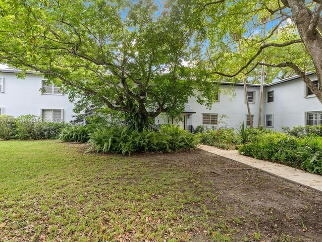 Building Photo - 5625 SW 80th St