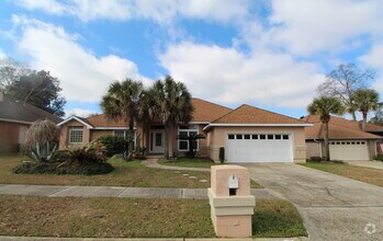 Building Photo - Spacious 3-Bedroom Cantonment Home with Sc...