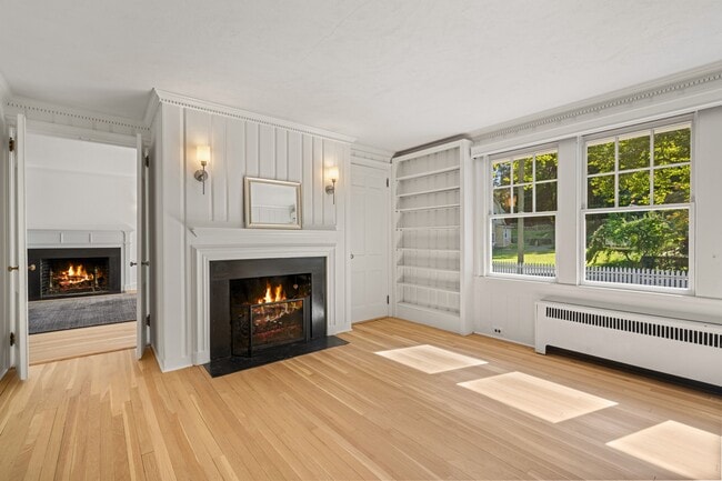 Building Photo - 55 Loughlin Ave