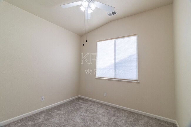 Building Photo - 2609 Magnolia Ct