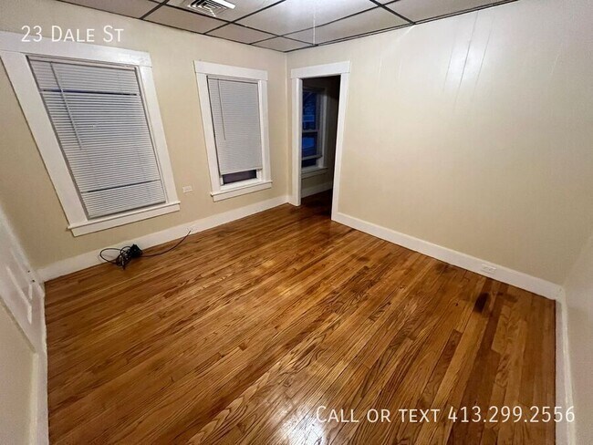 Building Photo - 23 Dale St