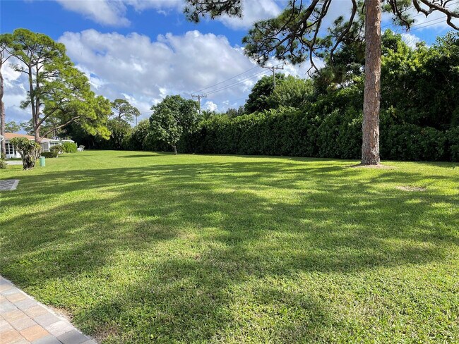 Building Photo - 5388 Privet Pl