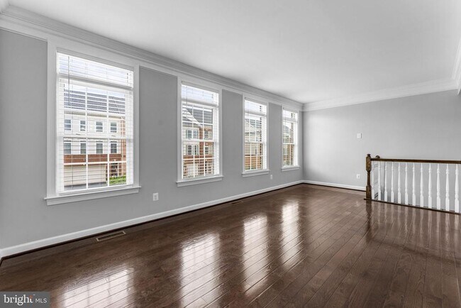 Building Photo - 21268 Park Grove Terrace