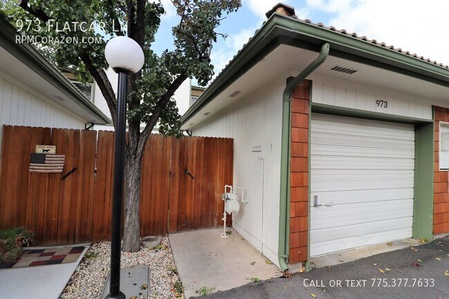 Building Photo - 973 Flatcar Ln