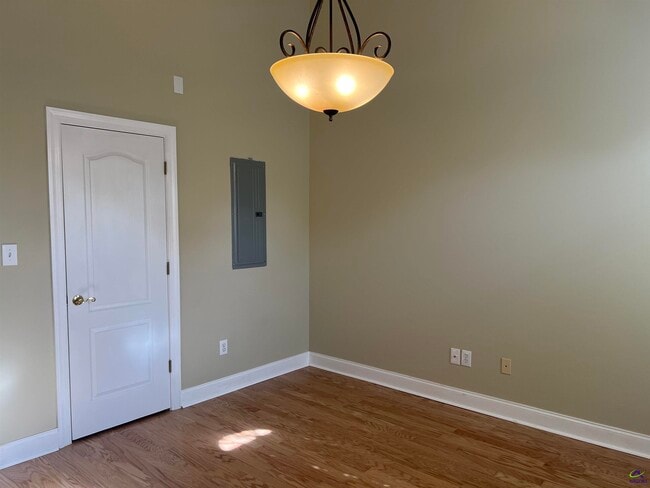 Building Photo - 104 Prestige Dr