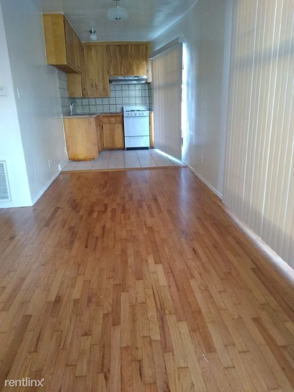 Building Photo - 2729 S Mansfield Ave