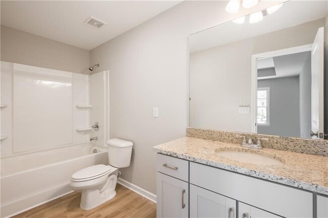 Building Photo - 2826 Laurel Ridge Cir