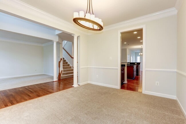 Building Photo - 2705 Mae Wade Ave